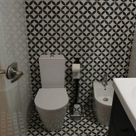 Augusta Street 213 - 2 Dto *